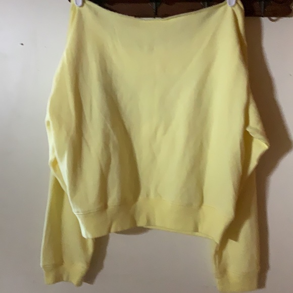 PINK Victoria’s Secret shirt - Picture 3 of 4